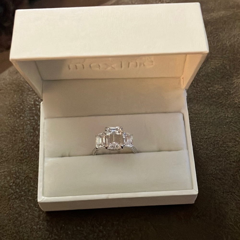 Maxine Three Stone Emerald Ring 7.5